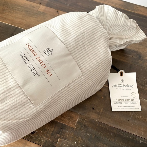 Hearth & Hand Magnolia - Organic Sheet Set - Twin - Picture 2 of 3